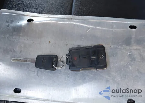 2014 Chevrolet Silverado 1500 1Lt z USA, uszkodzony, nr VIN 3GCUKREC6EG131990